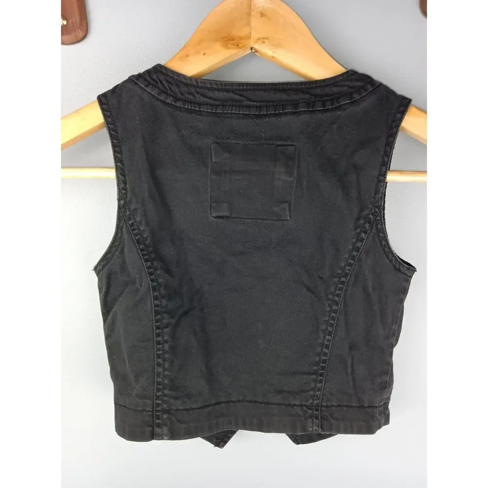 Justice Girls Black Sleeveless Button-Front Crop Vest